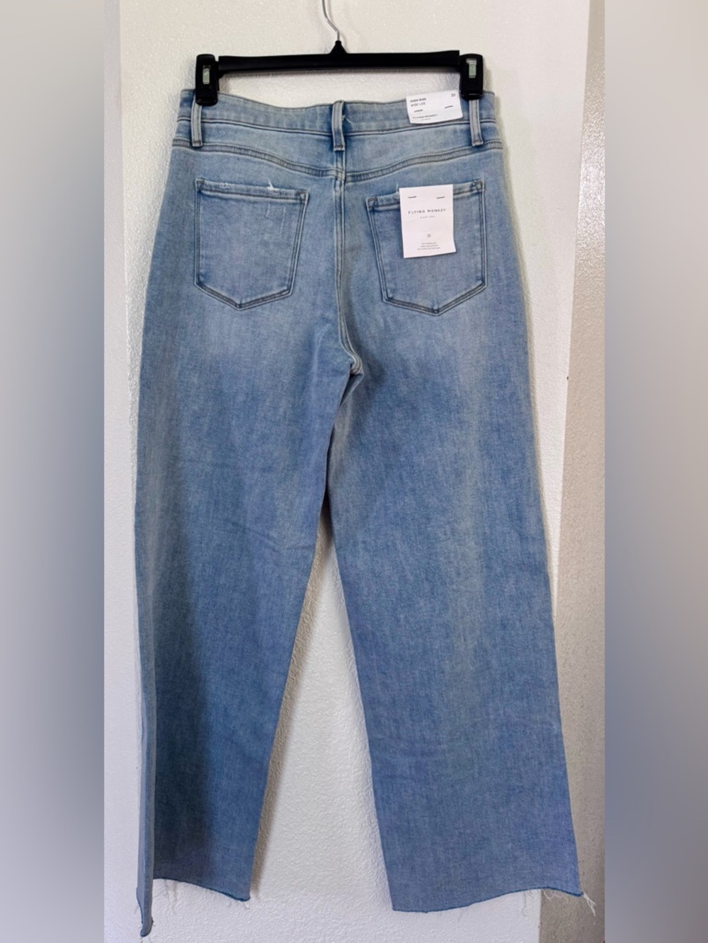 Flying Monkey High Rise Wide Leg Distressed Jeans Light Wash Size 30 NWT - Picture 2 of 15